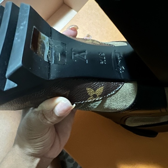 Louis Vuitton Star Trail Ankle Boot - Picture 12 of 15